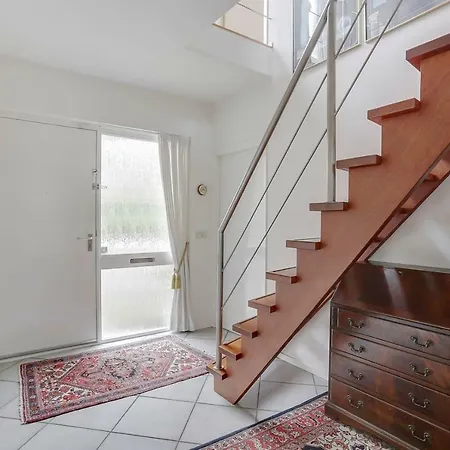 וילה City Villa. Near The Centre And Goffert Park. *